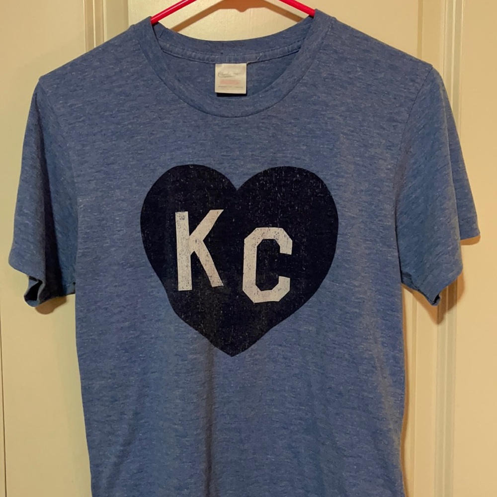 Charlie Hustle KC t shirt, size small! *open to all offers*